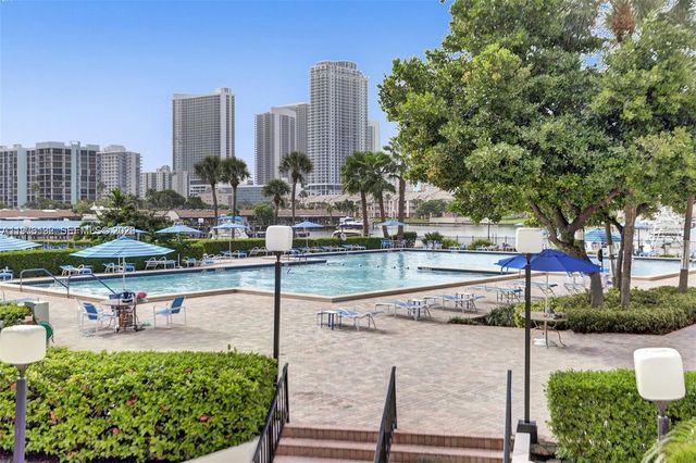 2500 Parkview Dr 1912, Hallandale Beach, FL 33009
