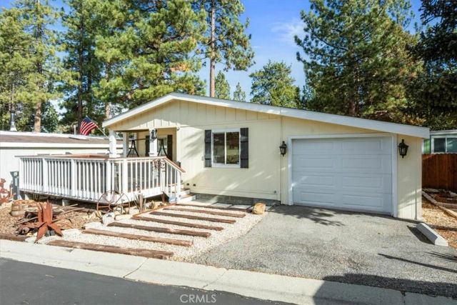 391 Montclair 99, Big Bear City, CA 92314
