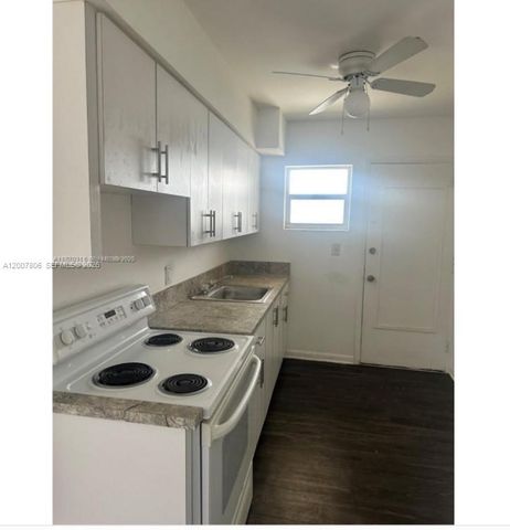 1931 NE 168th St 3, North Miami Beach, FL 33162