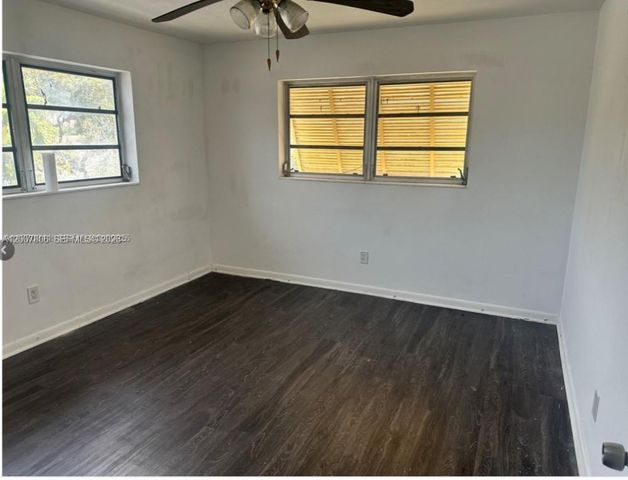 1931 NE 168th St 3, North Miami Beach, FL 33162