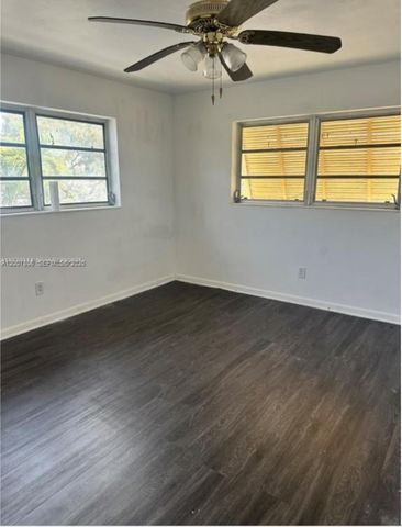 1931 NE 168th St 3, North Miami Beach, FL 33162