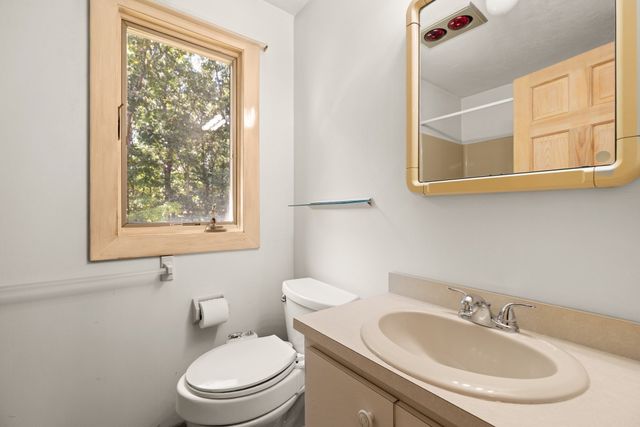 109 Hampton Rd, Sharon, MA 02067