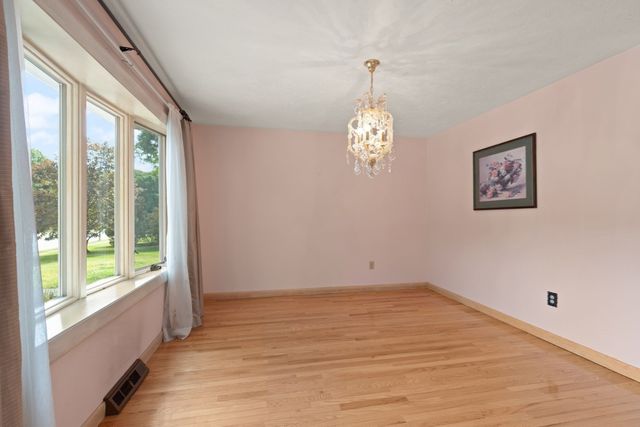 109 Hampton Rd, Sharon, MA 02067