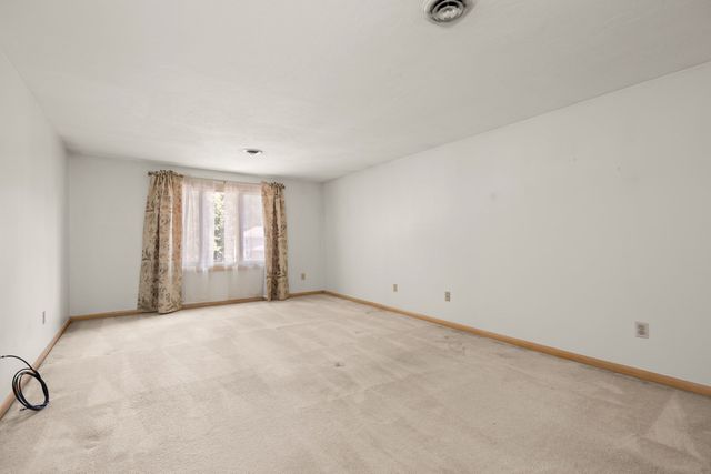 109 Hampton Rd, Sharon, MA 02067