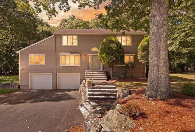 109 Hampton Rd, Sharon, MA 02067
