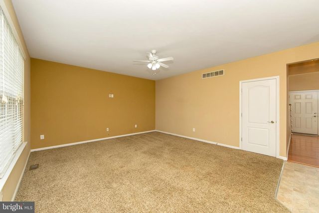 5 CONCORD BLVD, Sicklerville, NJ 08081