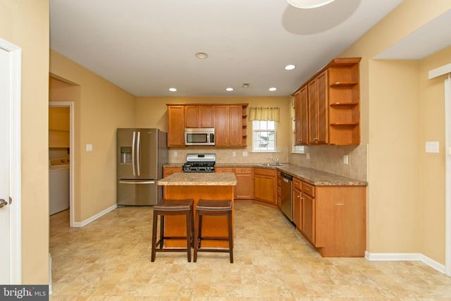 5 CONCORD BLVD, Sicklerville, NJ 08081