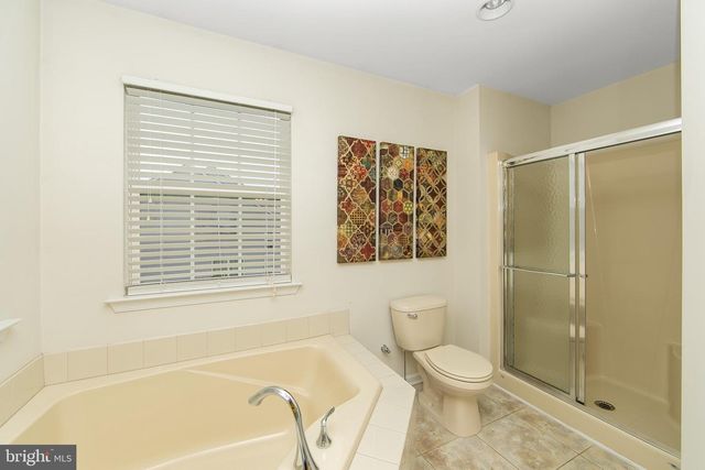 5 CONCORD BLVD, Sicklerville, NJ 08081