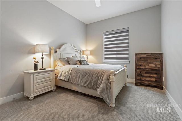 8253 W Brooks Dr, Boise, ID 83714