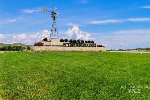 8253 W Brooks Dr, Boise, ID 83714