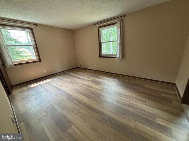 15 ELMWOOD DR, Tabernacle, NJ 08088