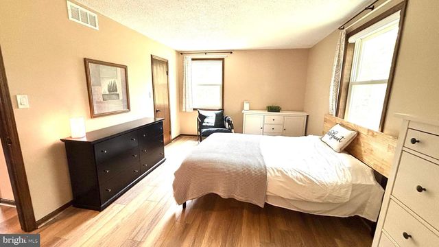 15 ELMWOOD DR, Tabernacle, NJ 08088