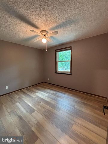 15 ELMWOOD DR, Tabernacle, NJ 08088