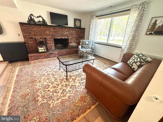 15 ELMWOOD DR, Tabernacle, NJ 08088
