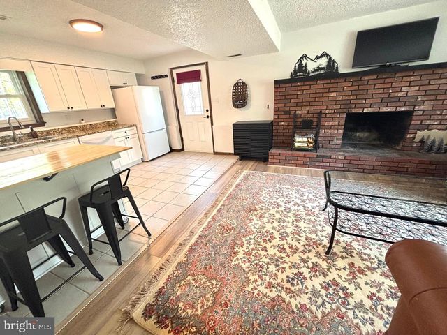 15 ELMWOOD DR, Tabernacle, NJ 08088
