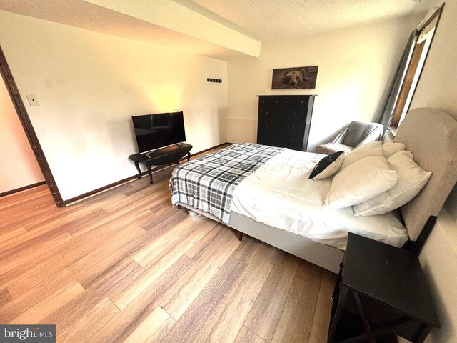 15 ELMWOOD DR, Tabernacle, NJ 08088