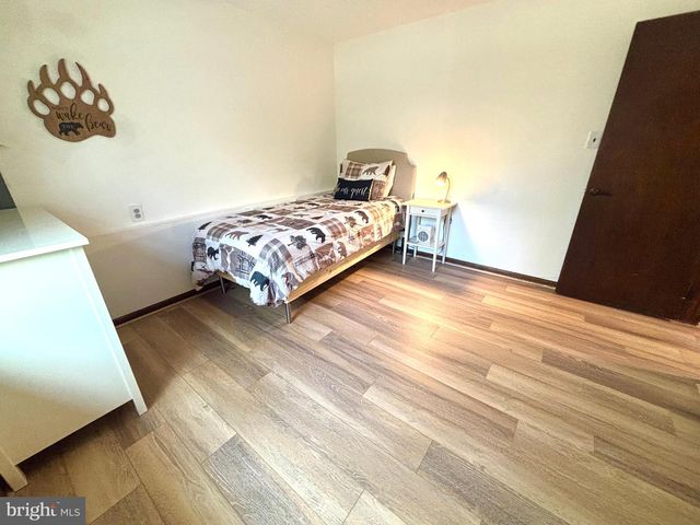 15 ELMWOOD DR, Tabernacle, NJ 08088