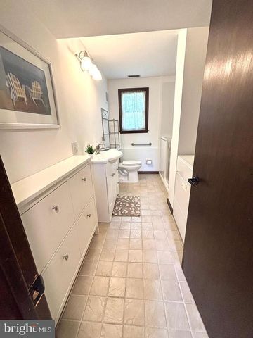 15 ELMWOOD DR, Tabernacle, NJ 08088