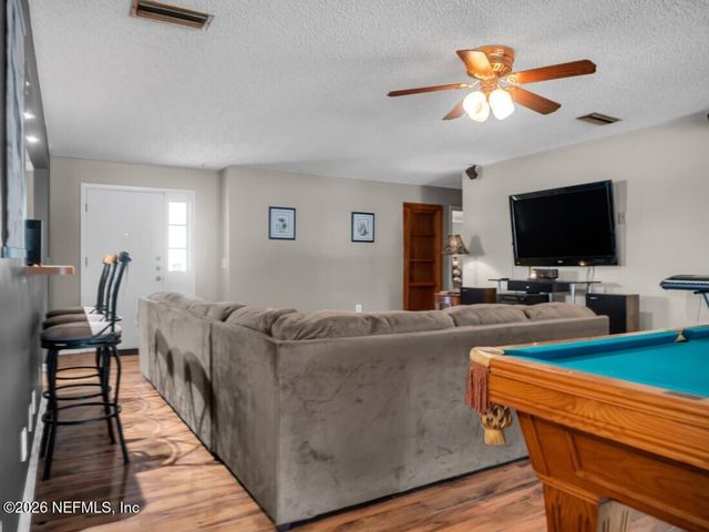 135 ASHLEY LAKE Drive, Melrose, FL 32666