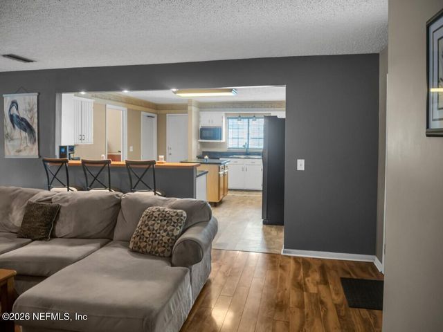 135 ASHLEY LAKE Drive, Melrose, FL 32666