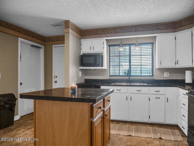 135 ASHLEY LAKE Drive, Melrose, FL 32666