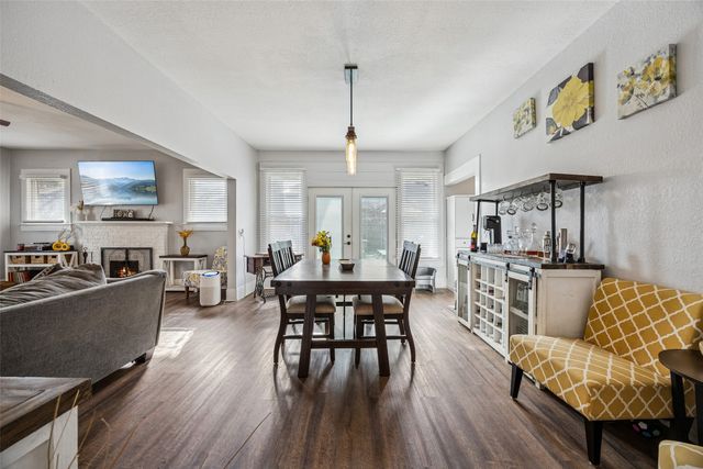 504 Featherston Street, Cleburne, TX 76033