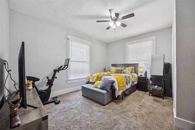 504 Featherston Street, Cleburne, TX 76033