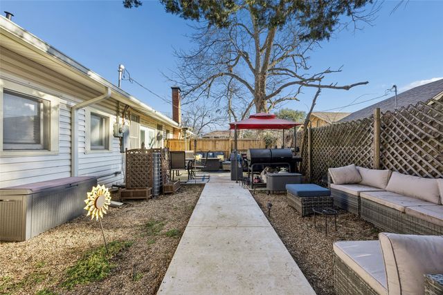 504 Featherston Street, Cleburne, TX 76033