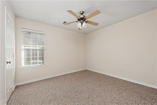 4009 Reatta Lane, College Station, TX 77845