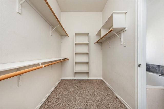 4009 Reatta Lane, College Station, TX 77845