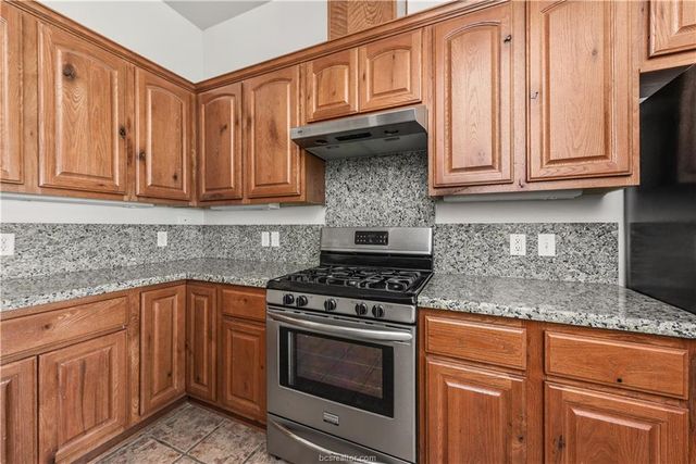 4009 Reatta Lane, College Station, TX 77845