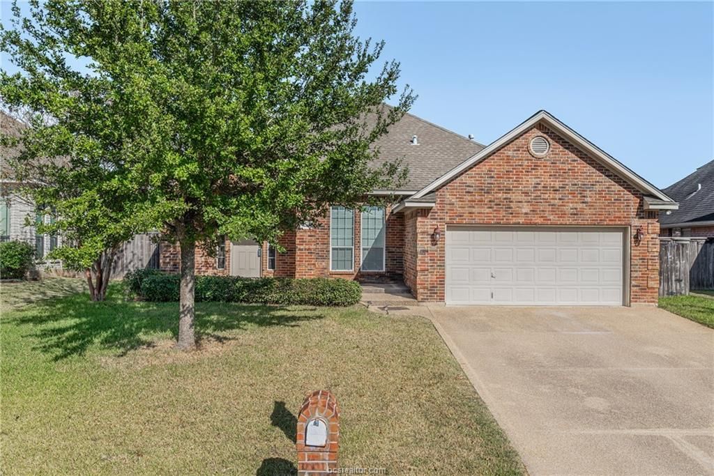 4009 Reatta Lane, College Station, TX 77845