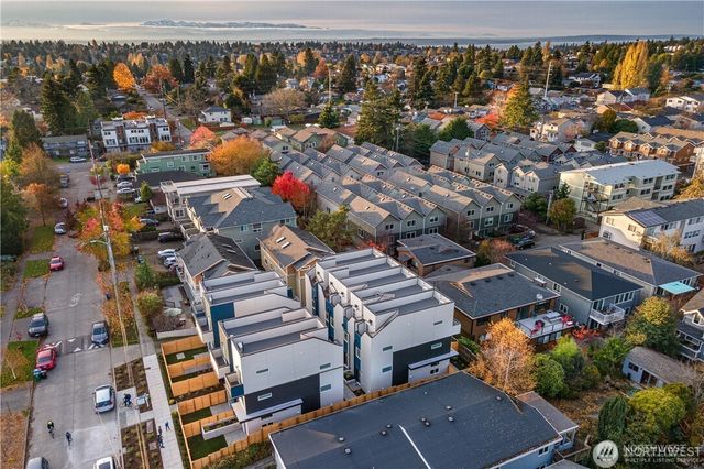 738 C N 92nd Street, Seattle, WA 98103