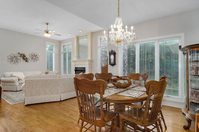 808 W Jackson Avenue, Nixa, MO 65714
