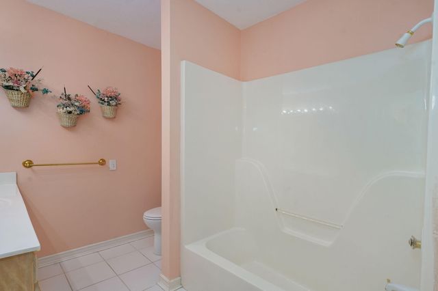808 W Jackson Avenue, Nixa, MO 65714