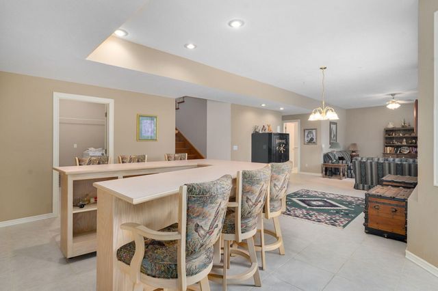 808 W Jackson Avenue, Nixa, MO 65714