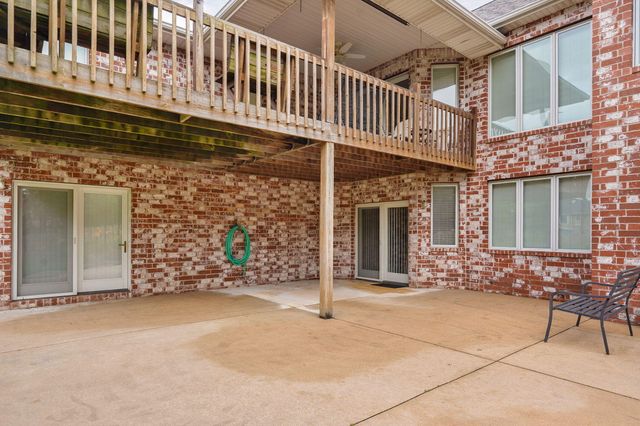 808 W Jackson Avenue, Nixa, MO 65714