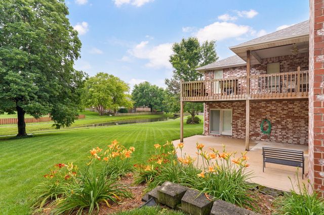 808 W Jackson Avenue, Nixa, MO 65714