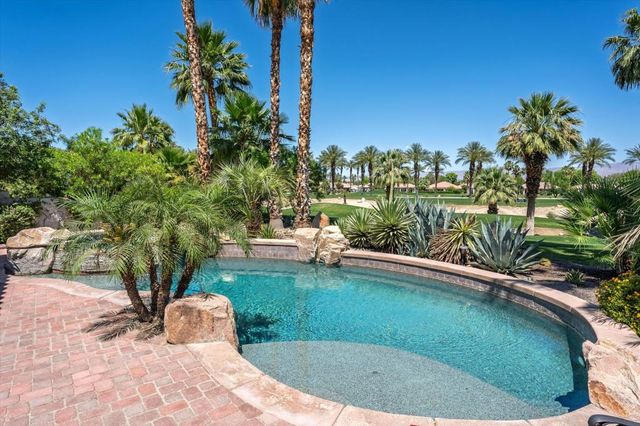 80140 ViA Tesoro, La Quinta, CA 92253