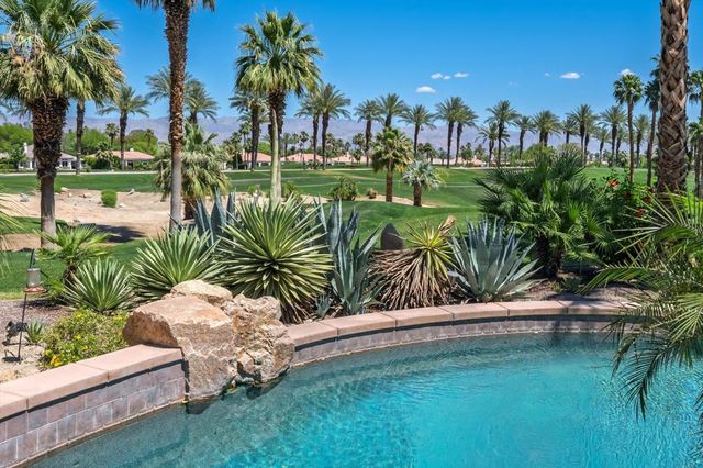 80140 ViA Tesoro, La Quinta, CA 92253