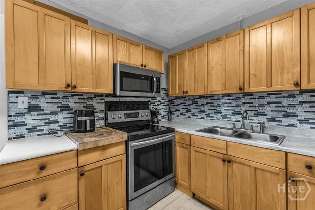 1511 Cathy Street, Savannah, GA 31415