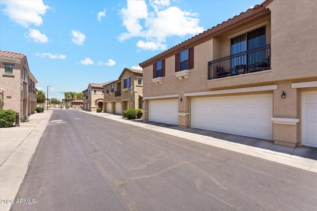 1433 N 80TH Lane, Phoenix, AZ 85043
