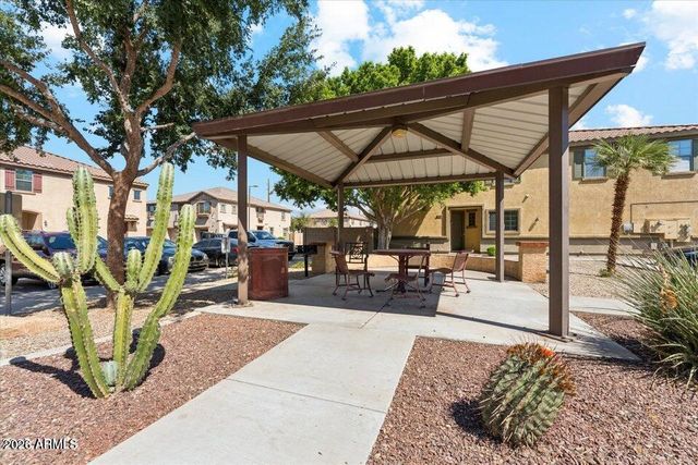 1433 N 80TH Lane, Phoenix, AZ 85043