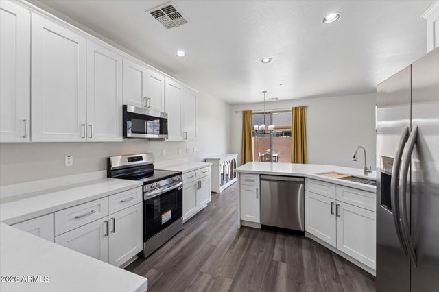 1433 N 80TH Lane, Phoenix, AZ 85043