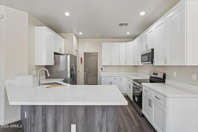 1433 N 80TH Lane, Phoenix, AZ 85043