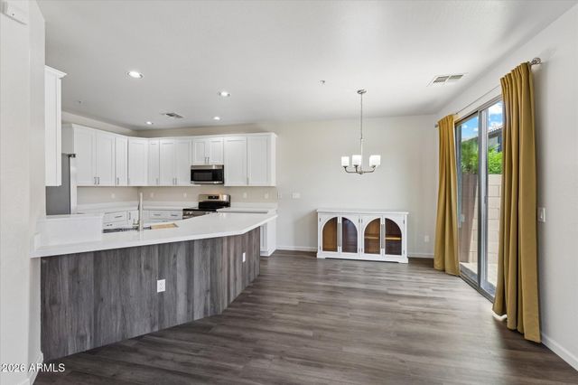 1433 N 80TH Lane, Phoenix, AZ 85043