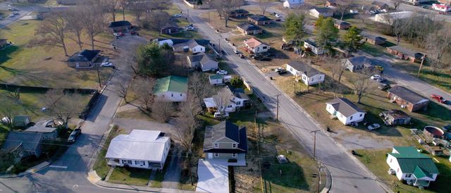 613 Short Mt St, Smithville, TN 37166