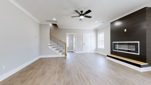 613 Short Mt St, Smithville, TN 37166