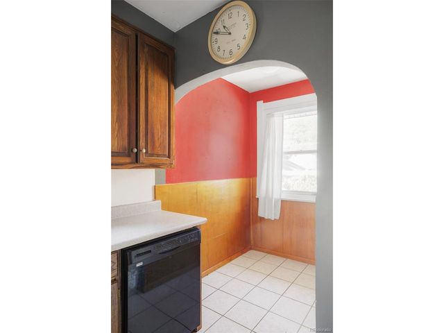 851 S Vine St, Denver, CO 80209