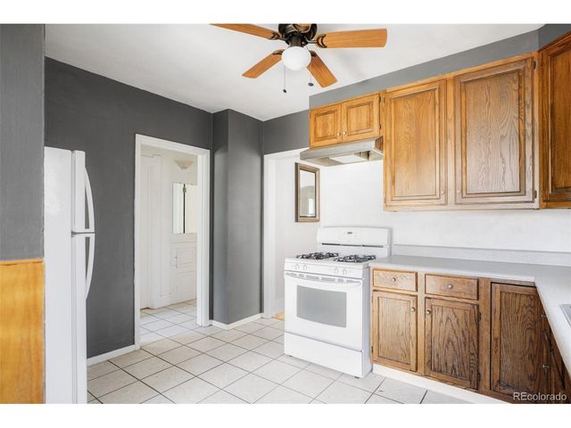 851 S Vine St, Denver, CO 80209